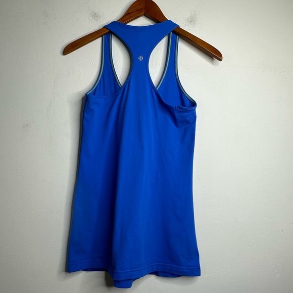 Lululemon Women’s Racerback Tank Size 8 - Picture 4 of 8